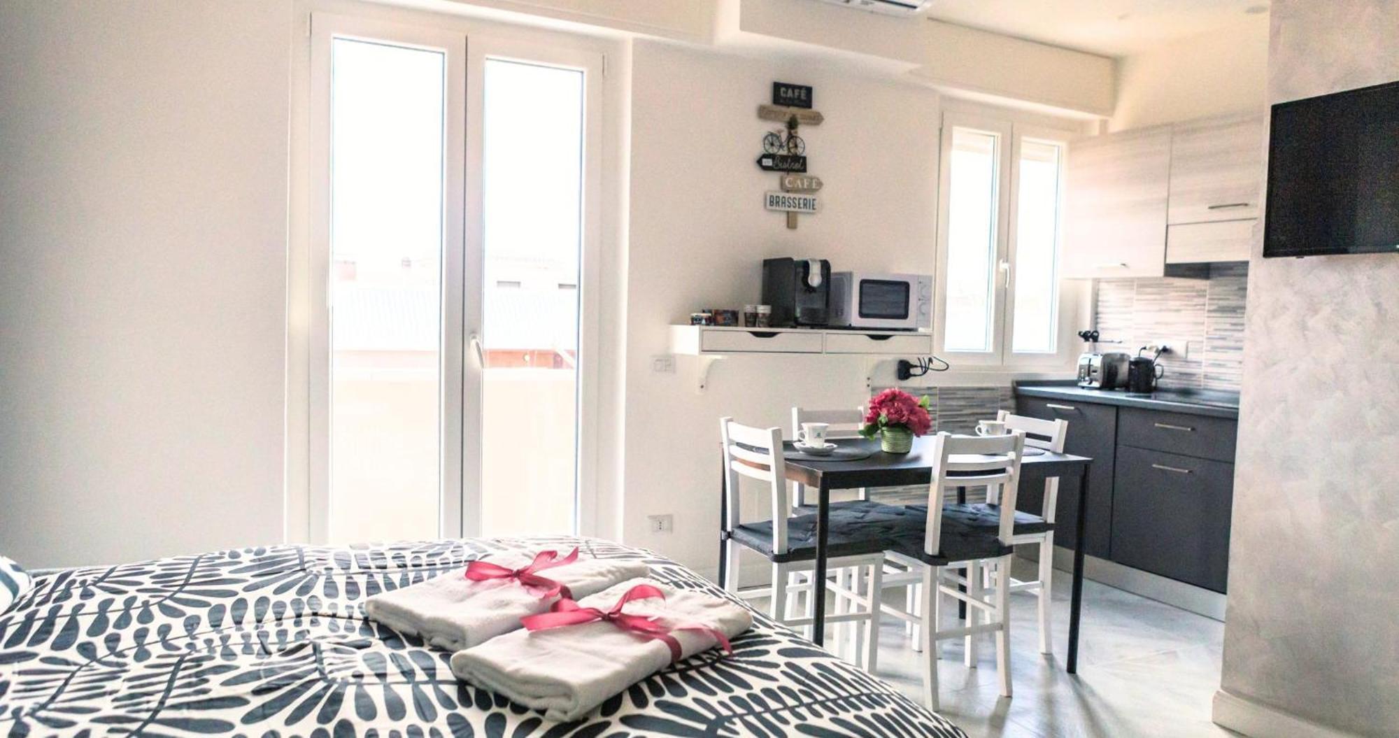Desideri Di - 8th Piano Vicino La Metro Apartment
